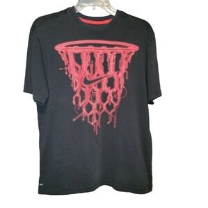 Nike dri fit size medium basketball graphic short sleeve tee shirt